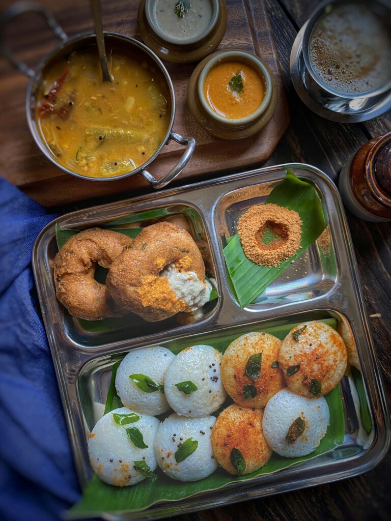idli dosa street food in Vijayawada tiffin center